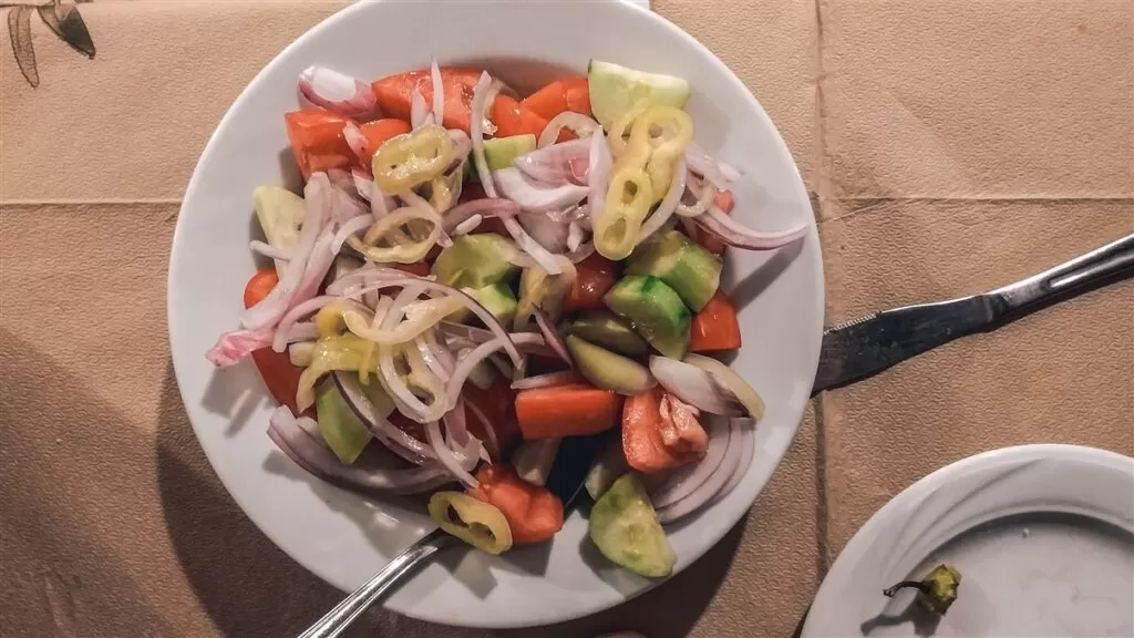 Vegan in Greece: tomato salad