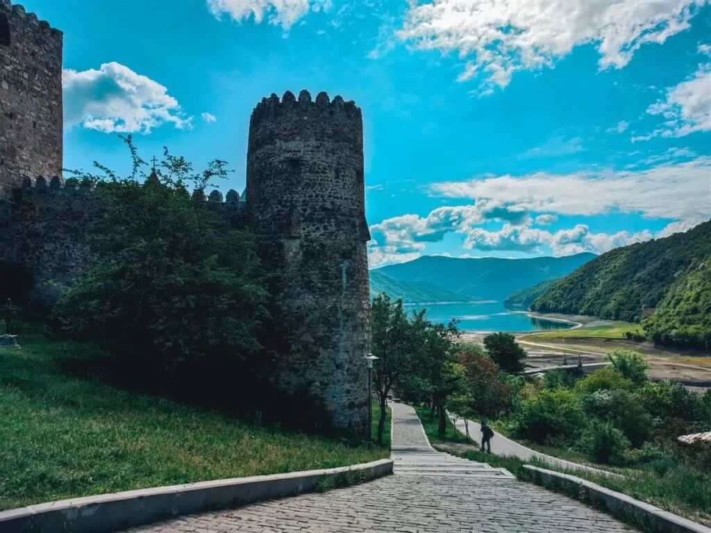 Tbilisi to Kazbegi - Anunari Fortress