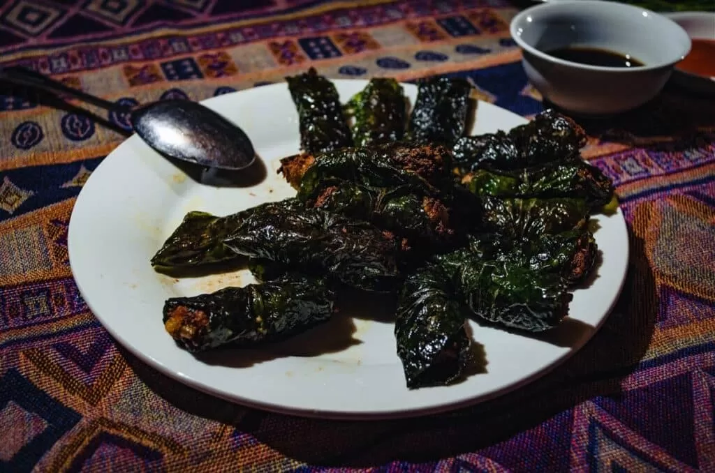 Vegan food in Vietnam: betel leafs with tofu (la lot)