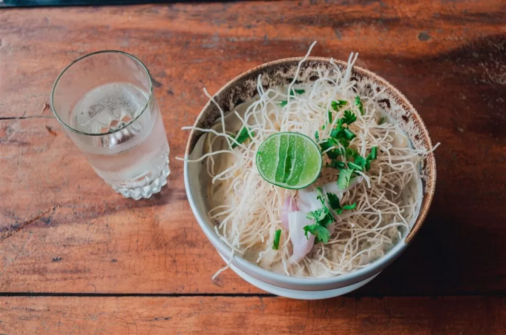 Vegan Burmese carbonara with rice noodles