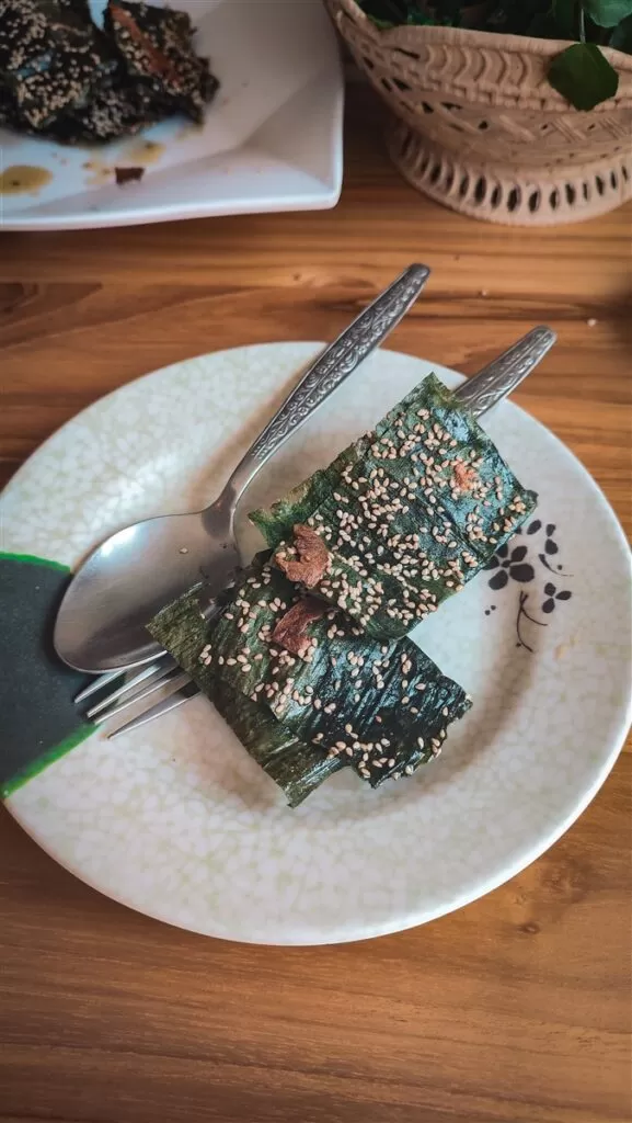 Vegan Laotian Mekong seaweed crackers