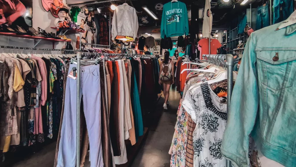 20 Great Thrift Stores and Vintage Shops in Brussels - Travelers and ...