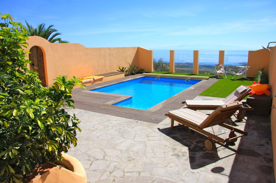 holiday villas in Tenerife