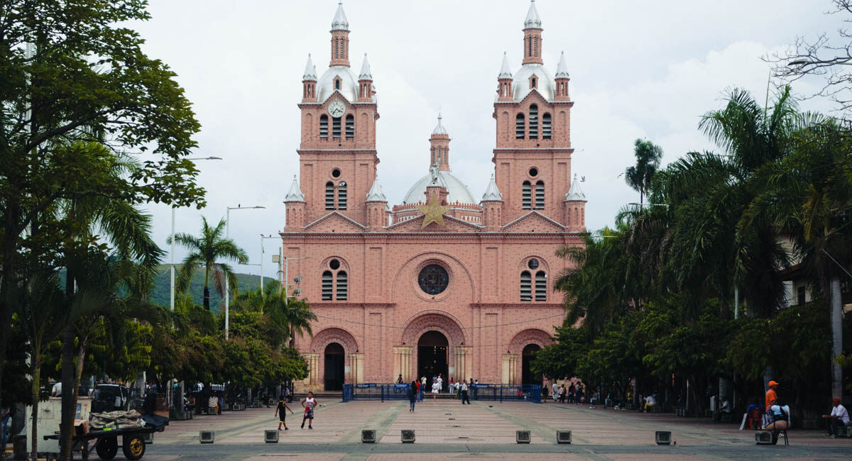 Basílica Menor Señor de Los Milagros, Buga, Colombia