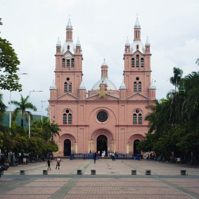 Basílica Menor Señor de Los Milagros, Buga, Colombia