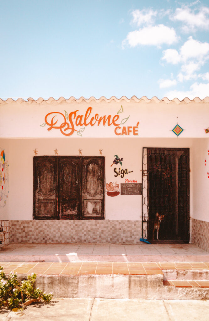 Salome cafe, Dibulla, Colombia