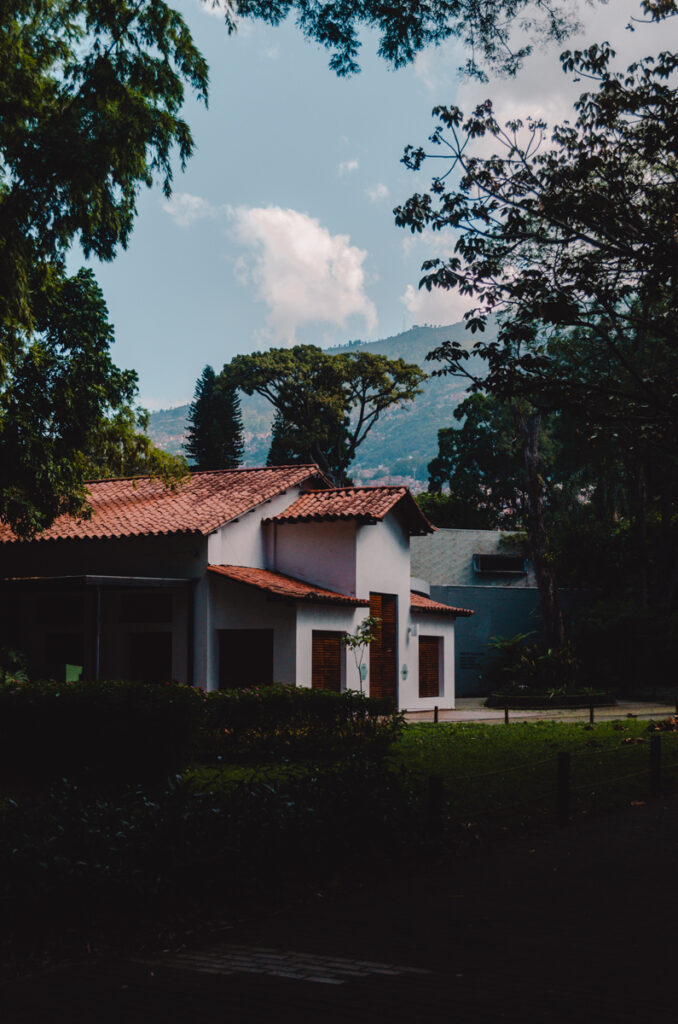 The botanical garden in Medellin: peaceful buildings inside the park
